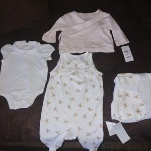 NWT Newborn Baby girl hospital set 0-3 months